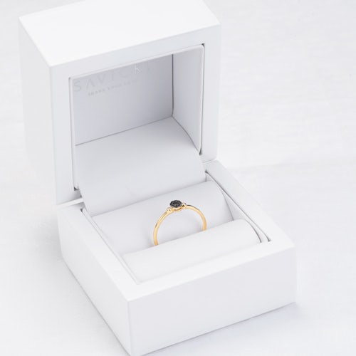 Pierścionek zaręczynowy SAVICKI: złoty, czarne diamenty